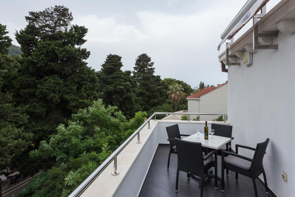 Apartments Villa Alba 杜布罗夫尼克 外观 照片