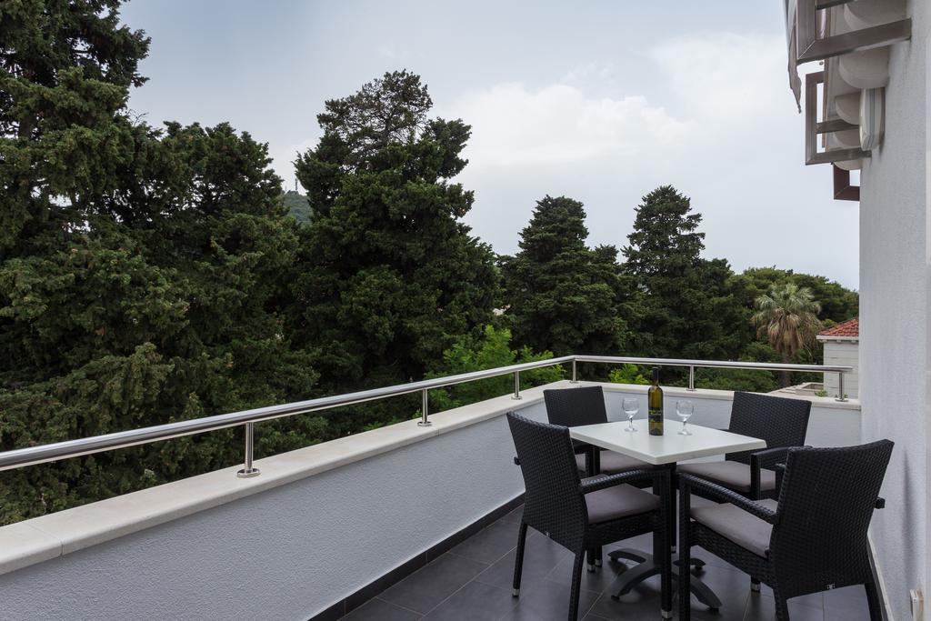 Apartments Villa Alba 杜布罗夫尼克 外观 照片