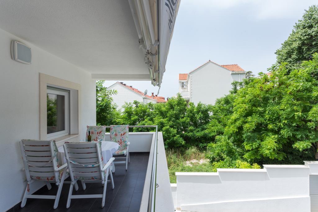 Apartments Villa Alba 杜布罗夫尼克 外观 照片